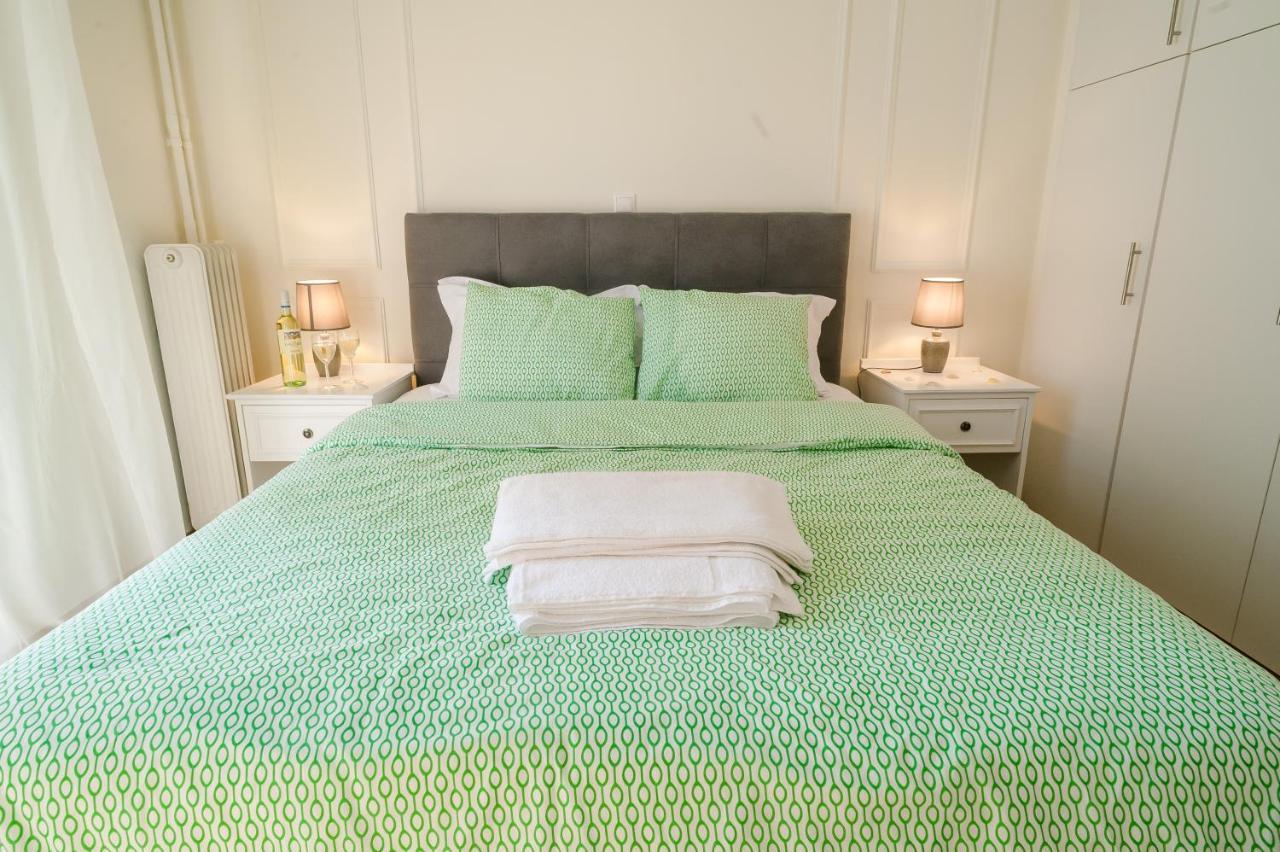 Galaxy Home Charming Apartment In Alimos Atene Esterno foto