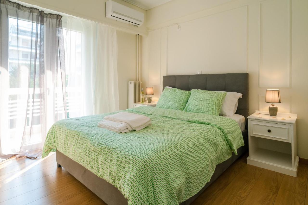 Galaxy Home Charming Apartment In Alimos Atene Esterno foto