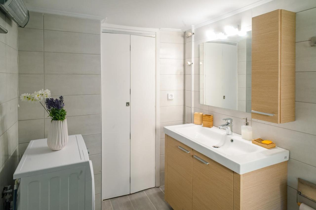Galaxy Home Charming Apartment In Alimos Atene Esterno foto